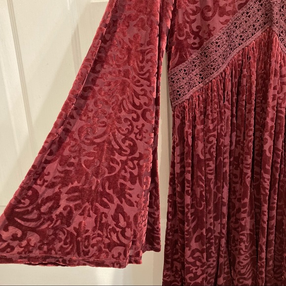 Altar’d State Velvet Dress - size L - Picture 3 of 6